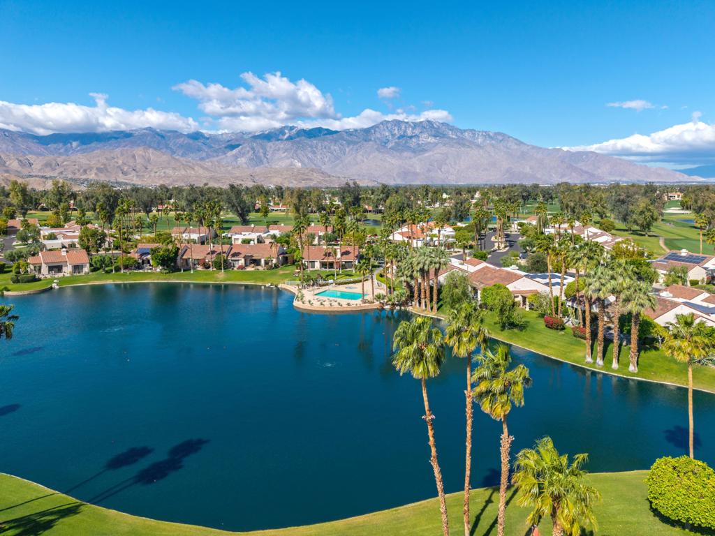 10122 Lakeview Drive