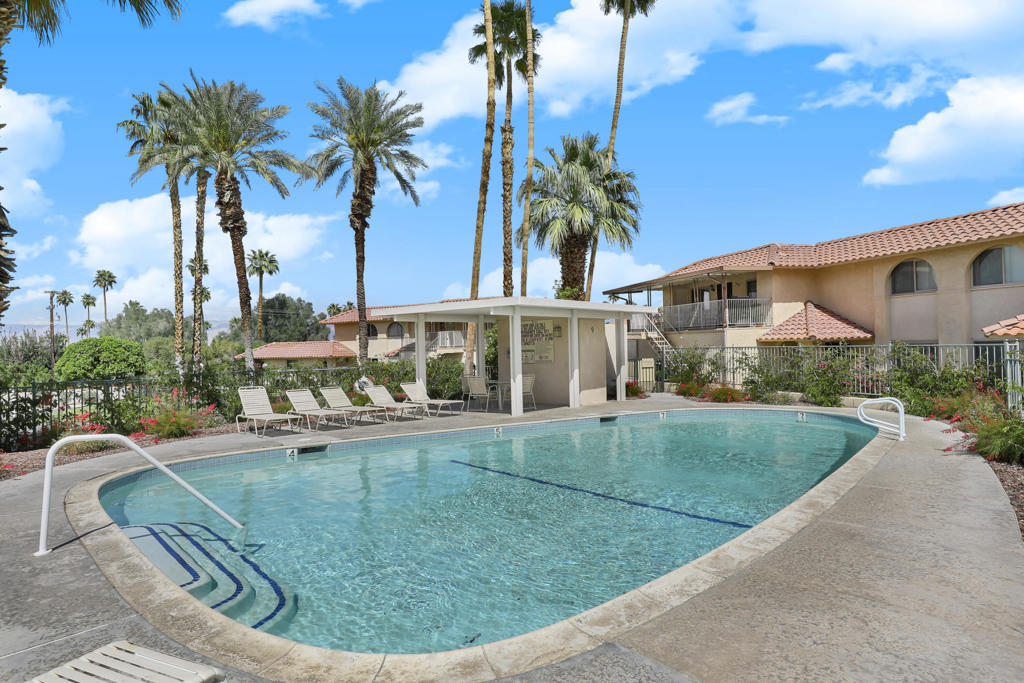 73225 Rod Laver Lane