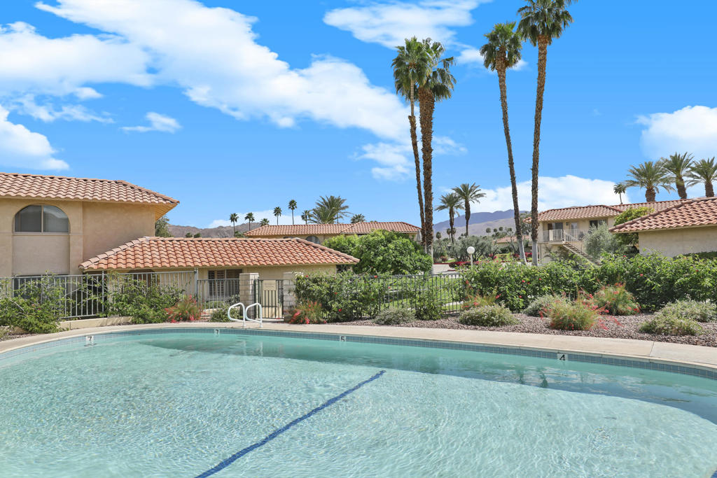 73225 Rod Laver Lane