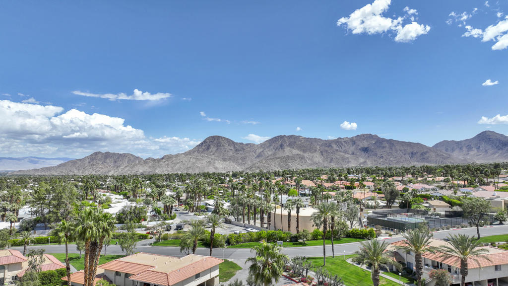 73225 Rod Laver Lane