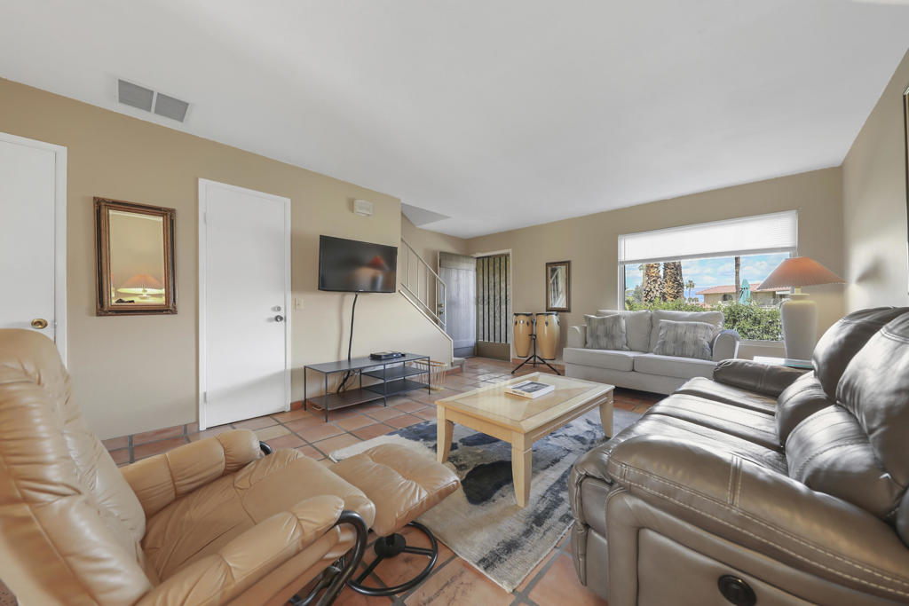 73225 Rod Laver Lane