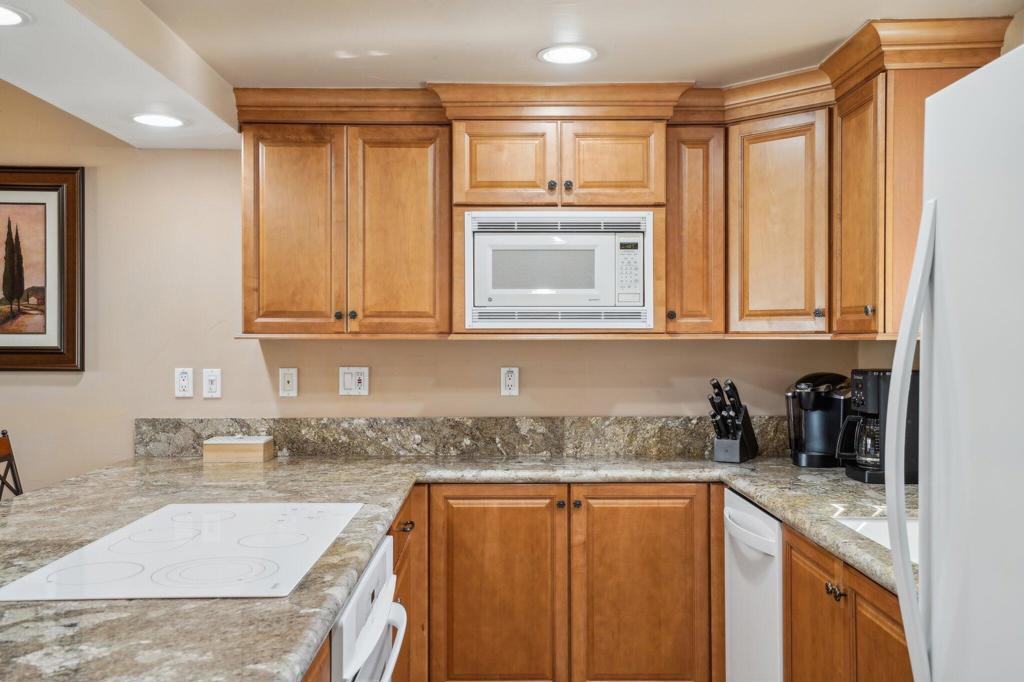 40884 La Costa Circle E