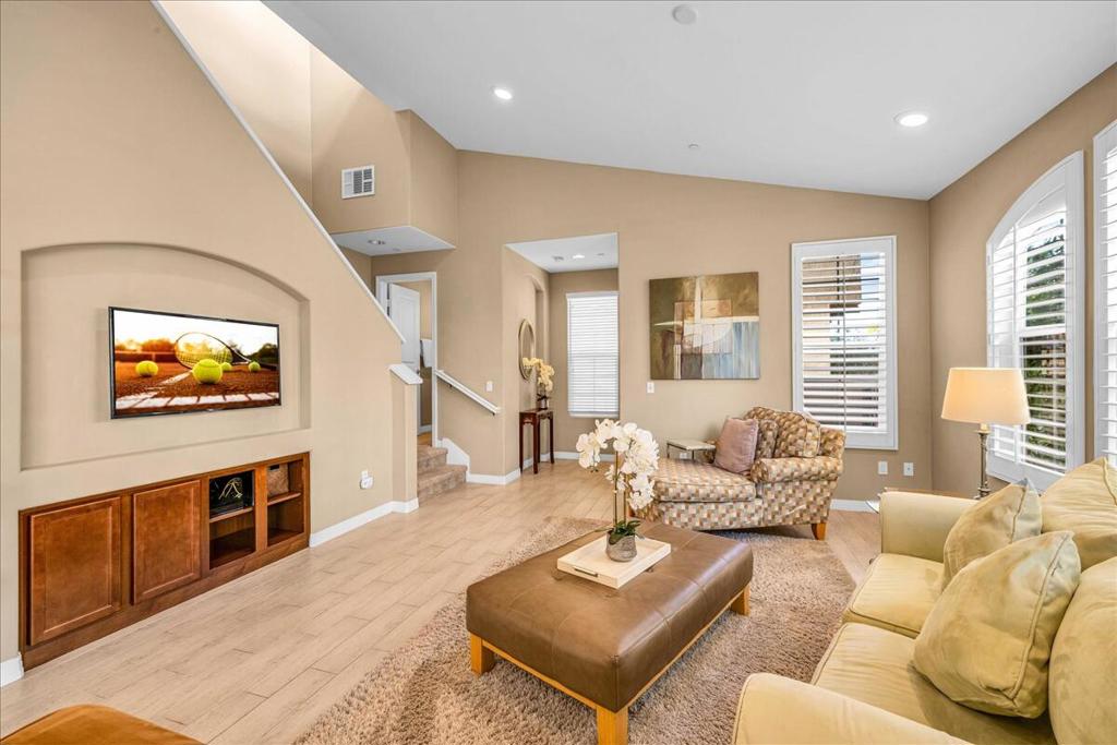 80043 Silver Sage Lane