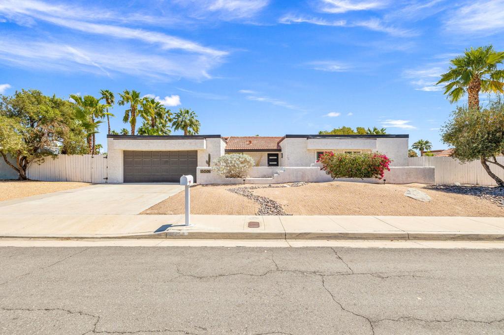 1862 N Nogales Way