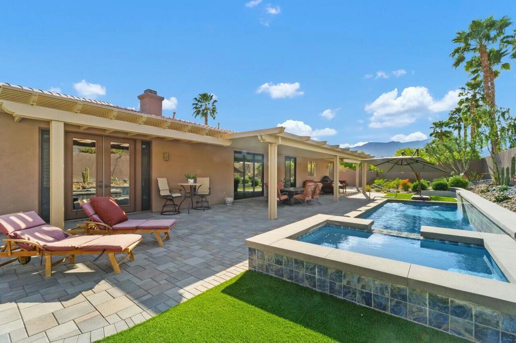 69806 Camino Pacifico