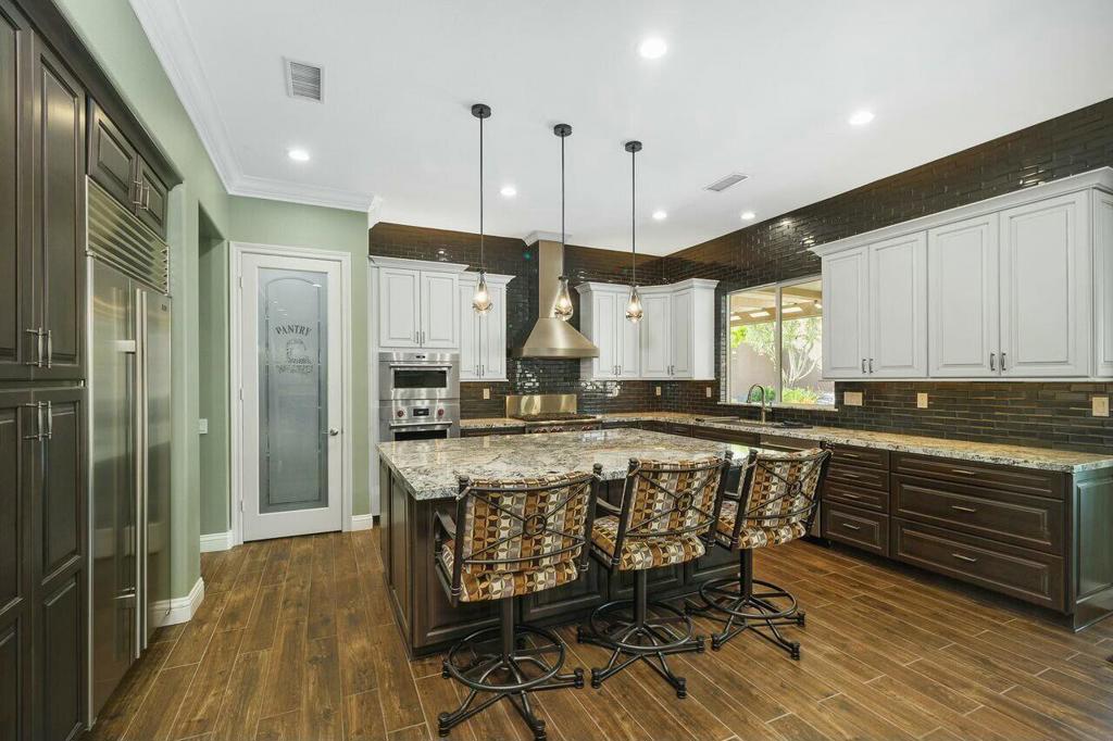 69806 Camino Pacifico