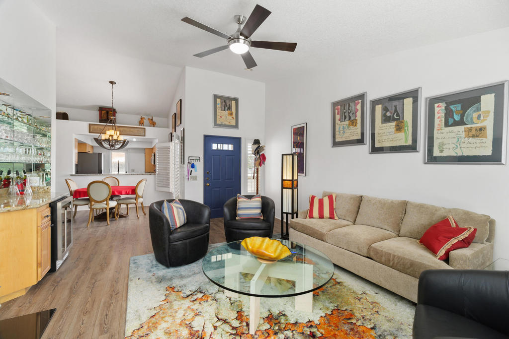 141 Desert Falls Circle