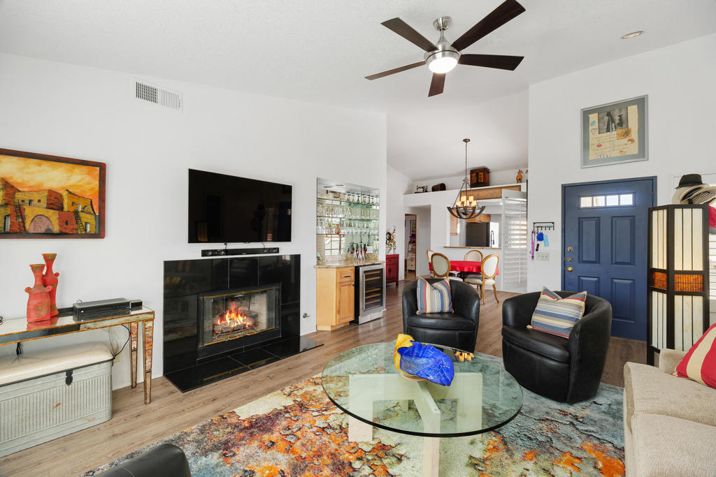 141 Desert Falls Circle