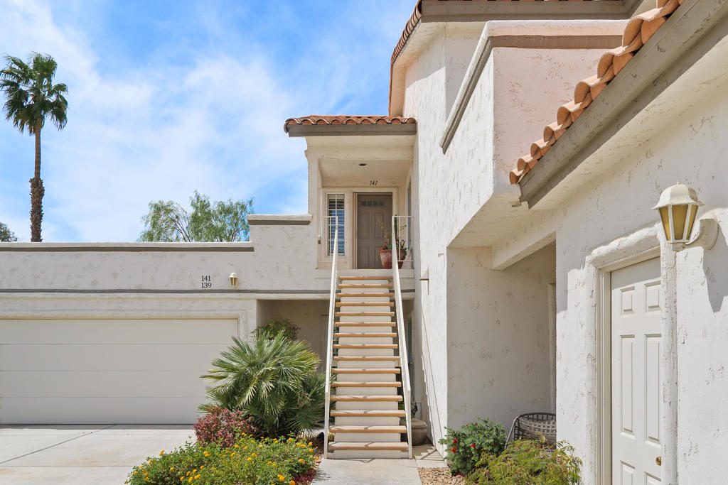 141 Desert Falls Circle