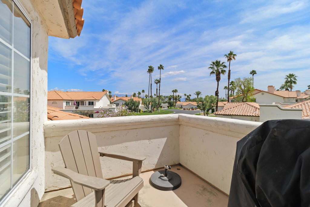 141 Desert Falls Circle
