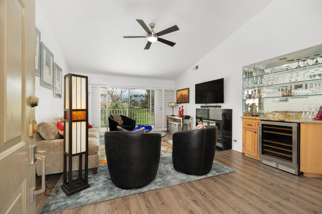 141 Desert Falls Circle