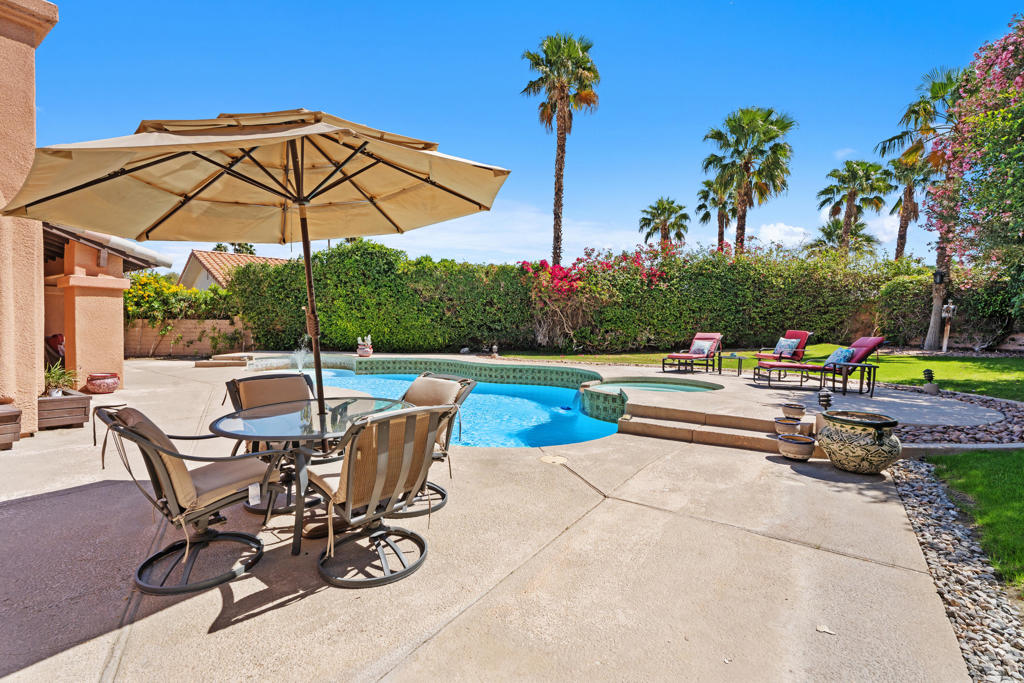 78961 Runaway Bay Drive