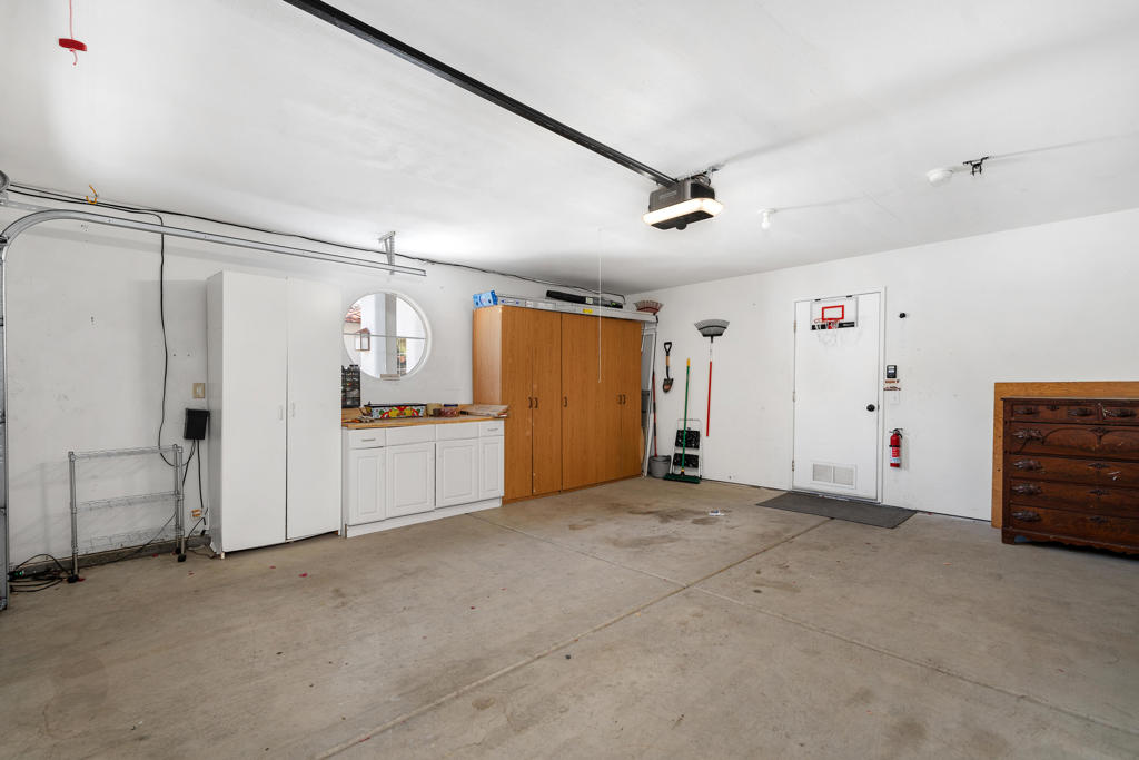 54860 Avenida Rubio