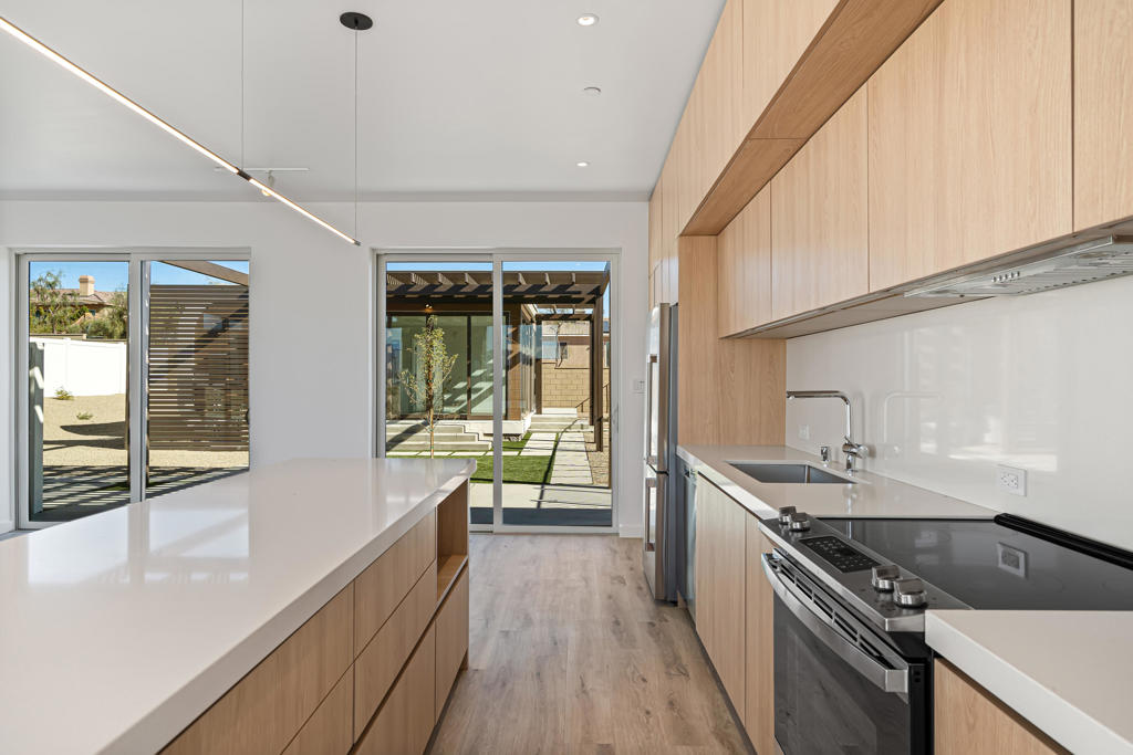 13848 Scenic Crest Circle