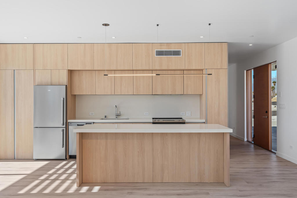 68645 Ridge Crest Way