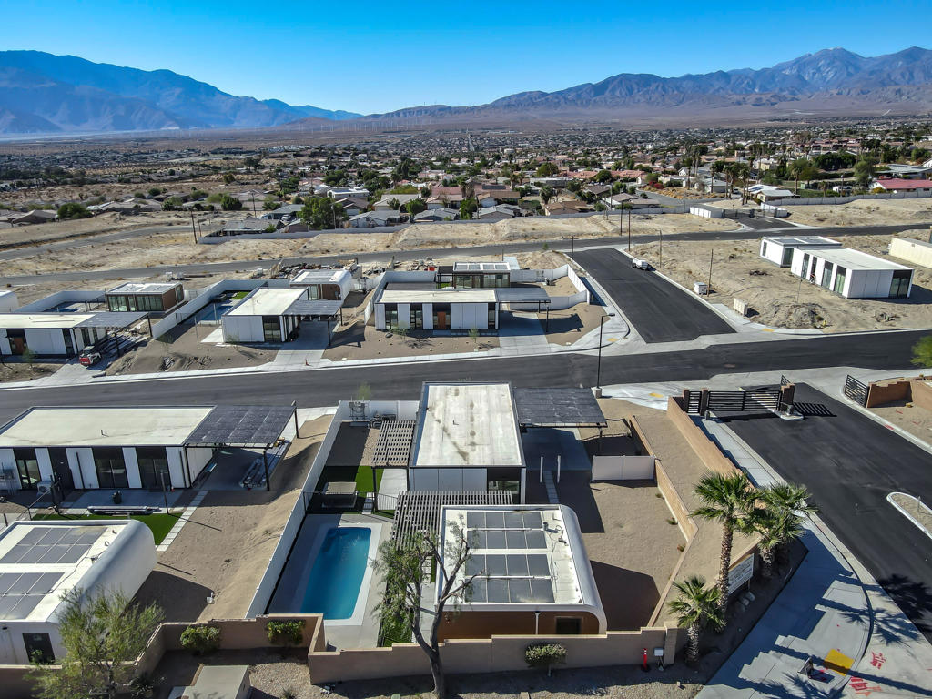 68645 Ridge Crest Way