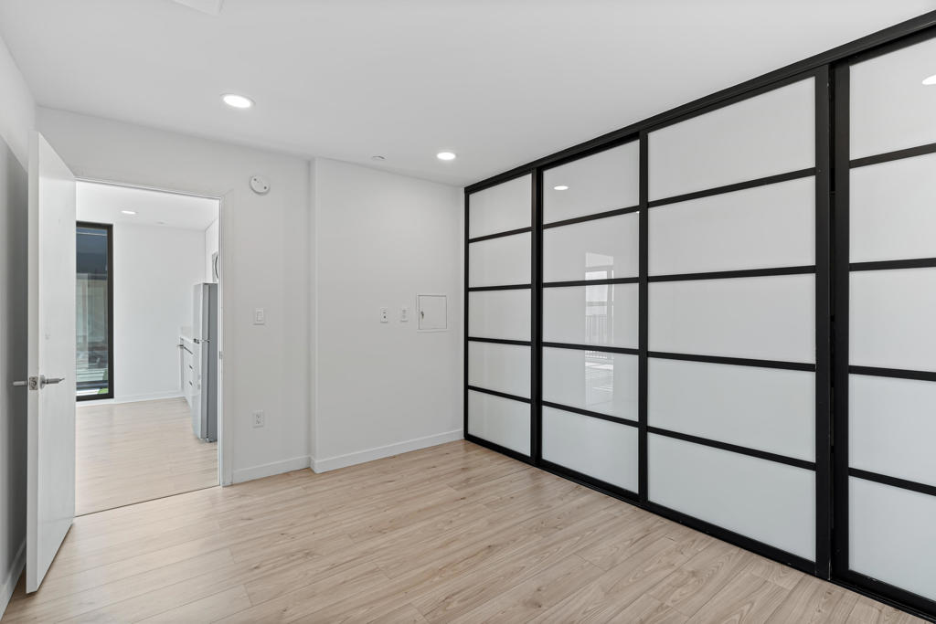 68645 Ridge Crest Way