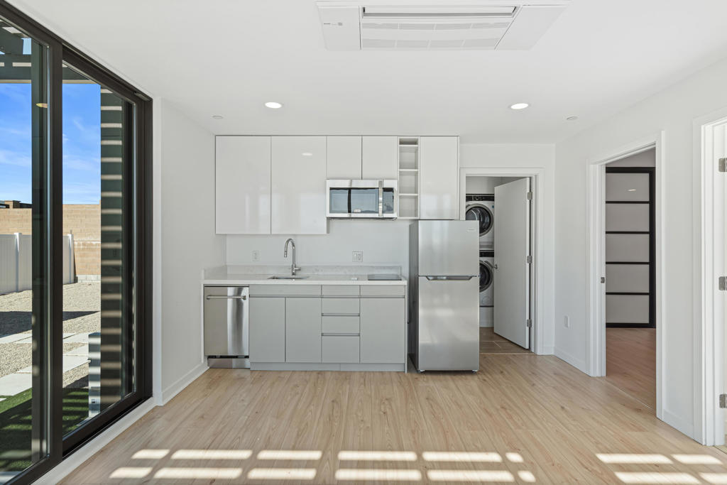 68645 Ridge Crest Way