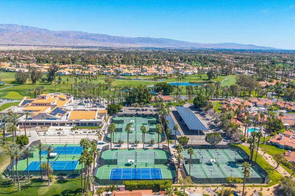 465 N Desert Falls Drive