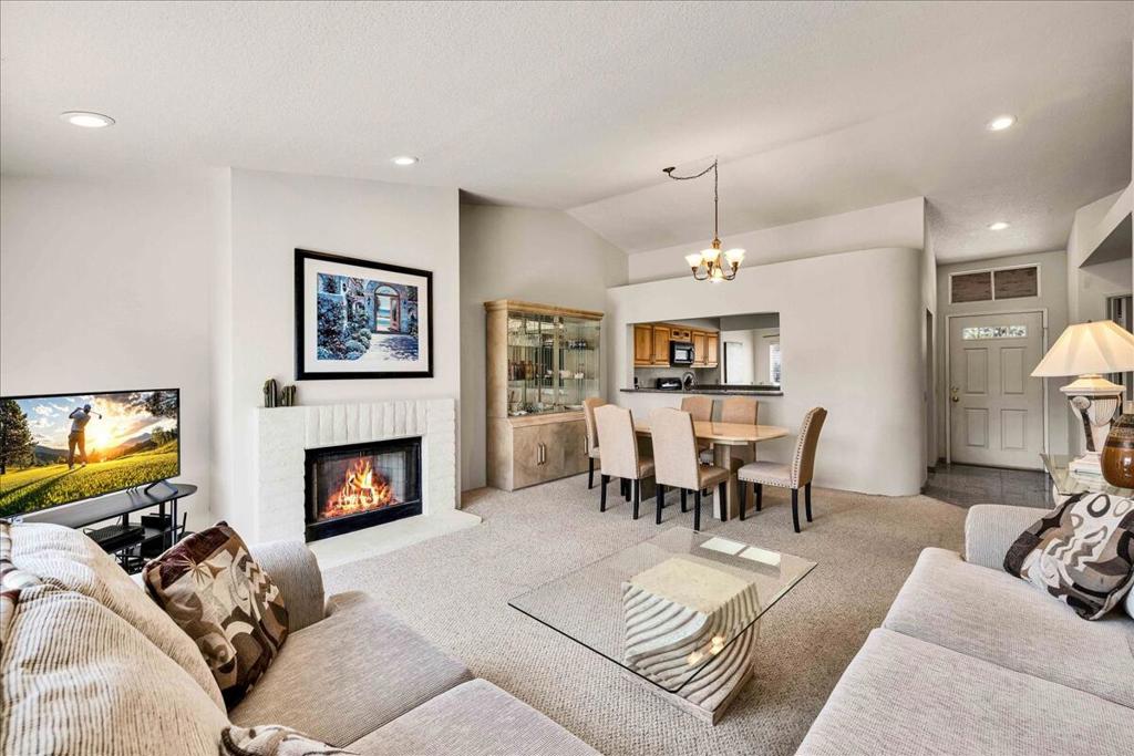 465 N Desert Falls Drive