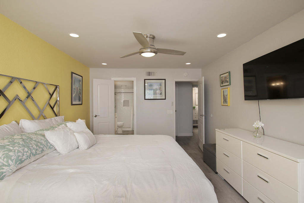 5301 E Waverly Drive 192