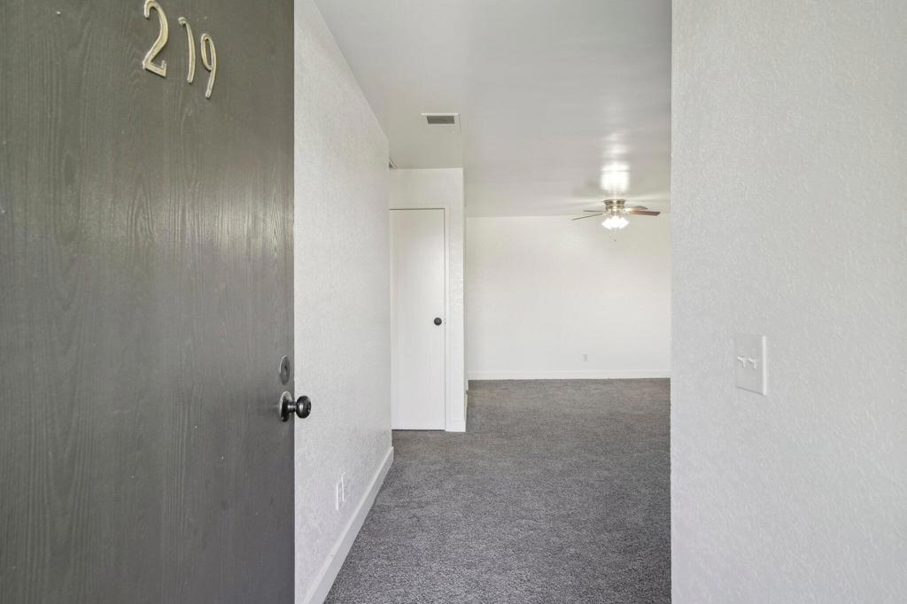 2825 N Los Felices Road 209