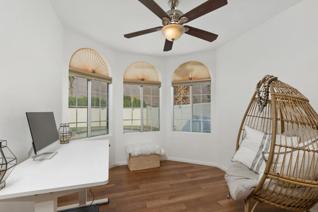 52790 Avenida Obregon