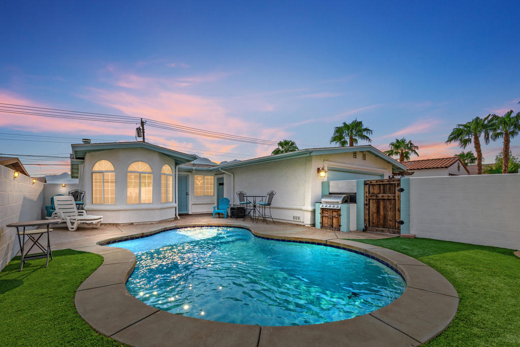 52790 Avenida Obregon