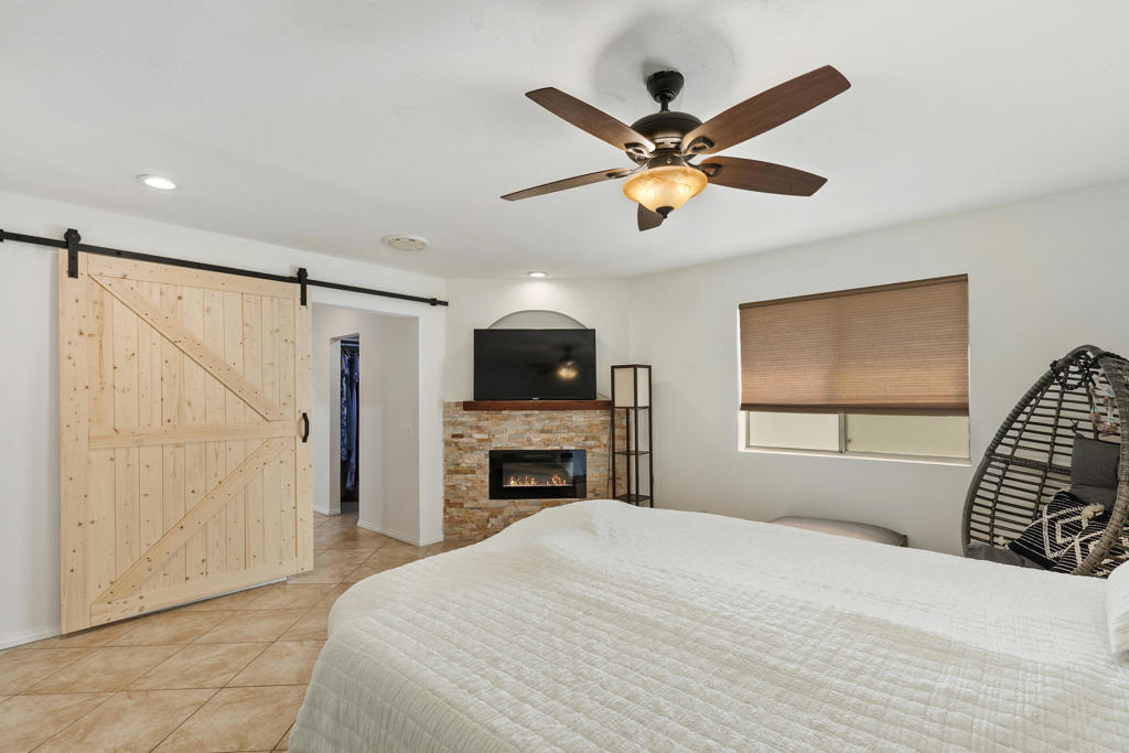 52790 Avenida Obregon