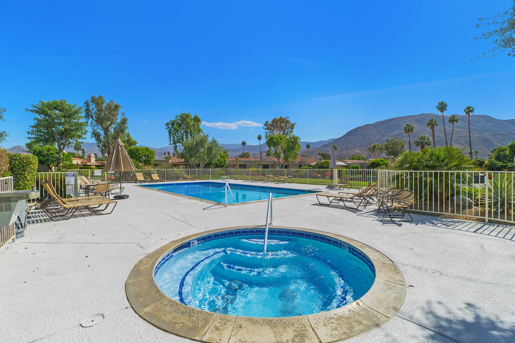 72806 Fleetwood Circle