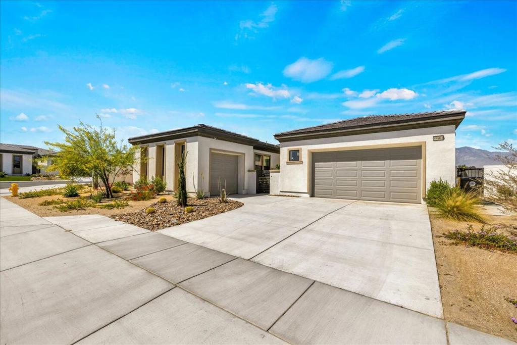 49901 Crescent Passage