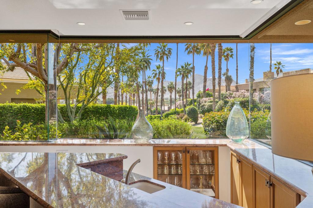 73465 Irontree Drive