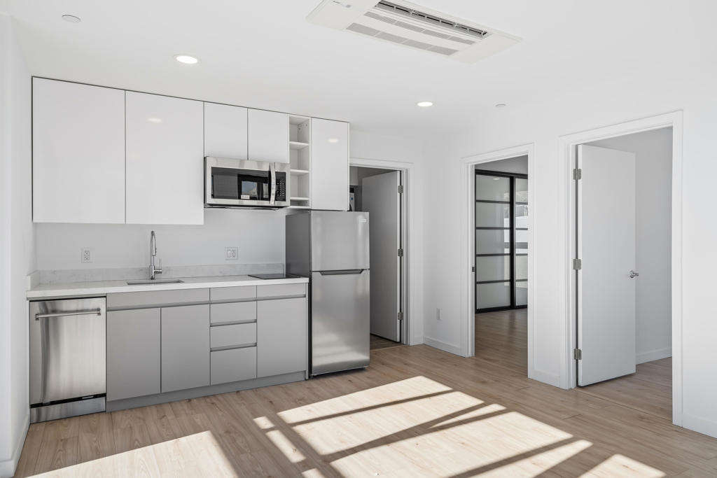 13837 Scenic Crest Circle