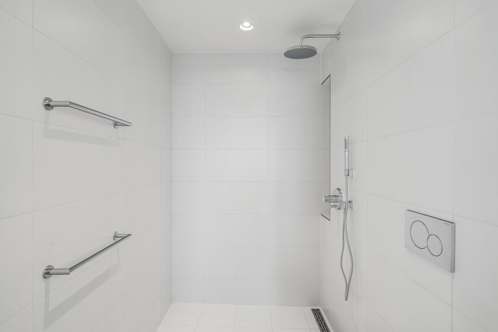 13837 Scenic Crest Circle