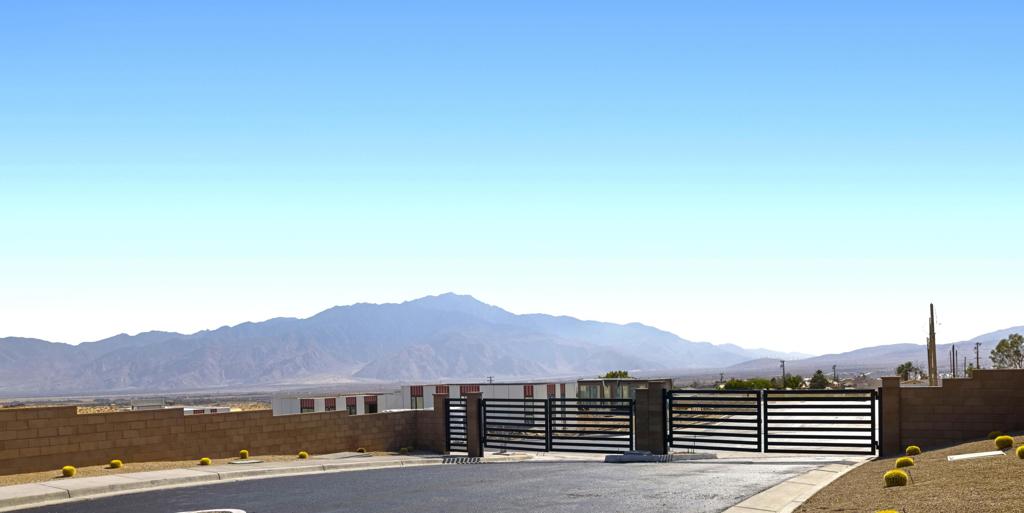 13841 Scenic Crest Circle