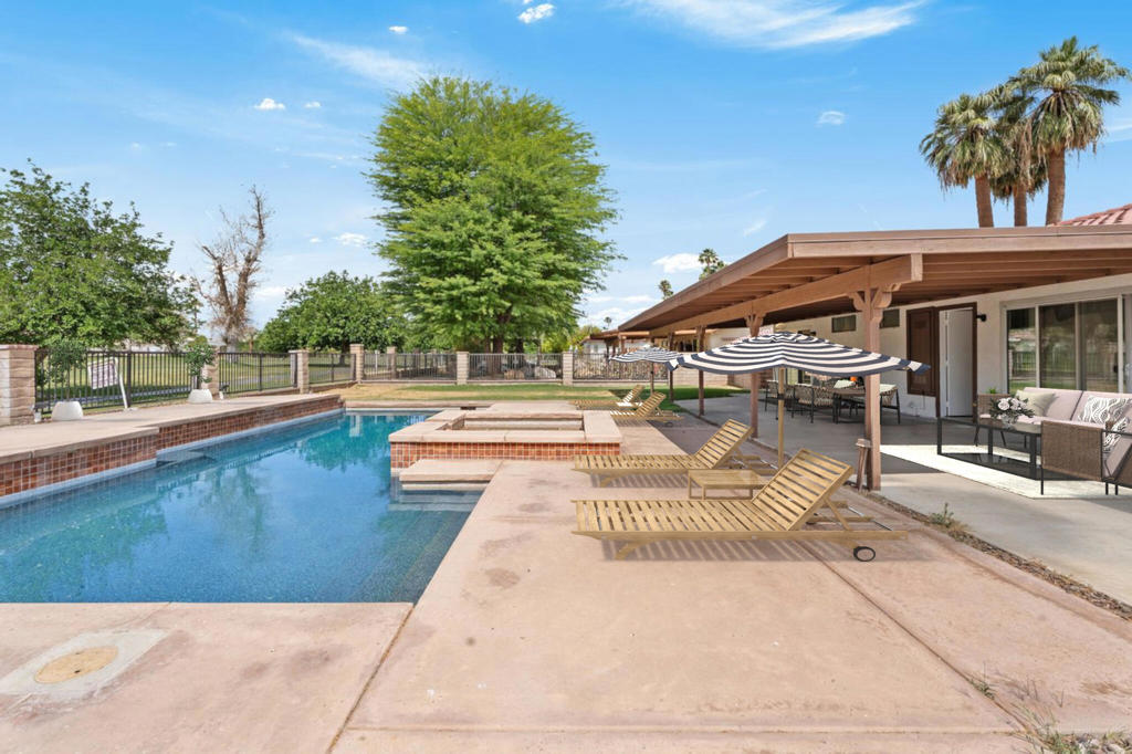 82601 Doolittle Drive