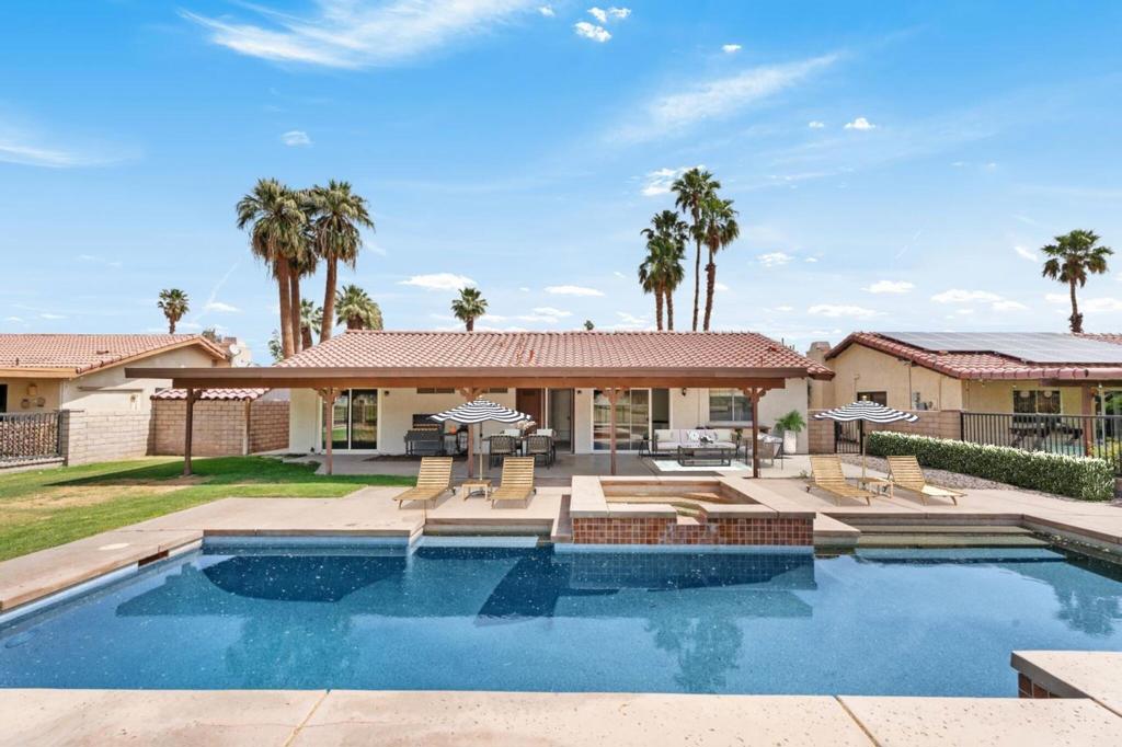 82601 Doolittle Drive