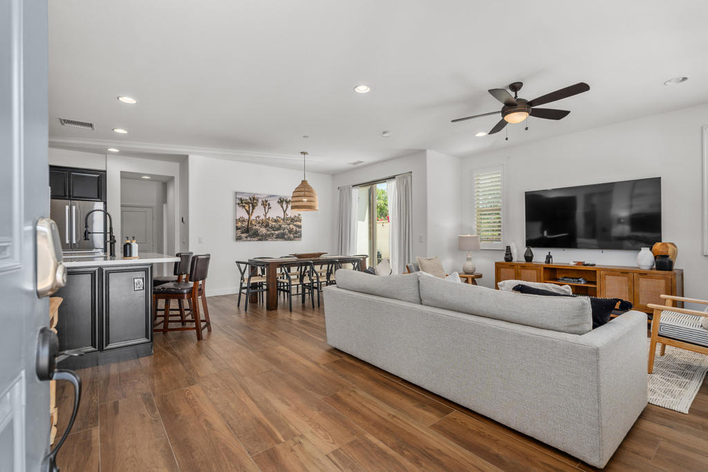 80495 Whisper Rock Way