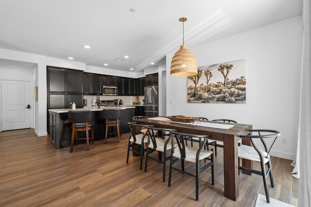 80495 Whisper Rock Way