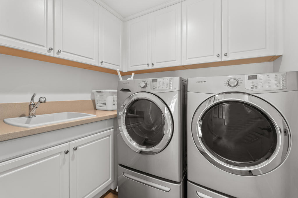 80495 Whisper Rock Way