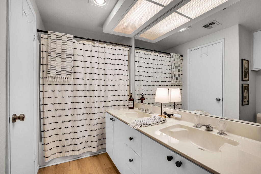 2700 Lawrence Crossley Road 68