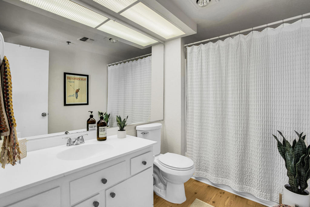 2700 Lawrence Crossley Road 68