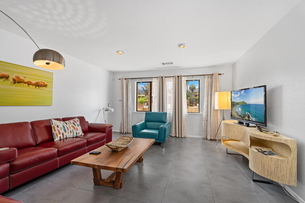 72596 Beavertail Street