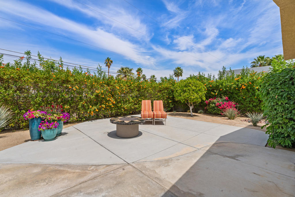 72596 Beavertail Street