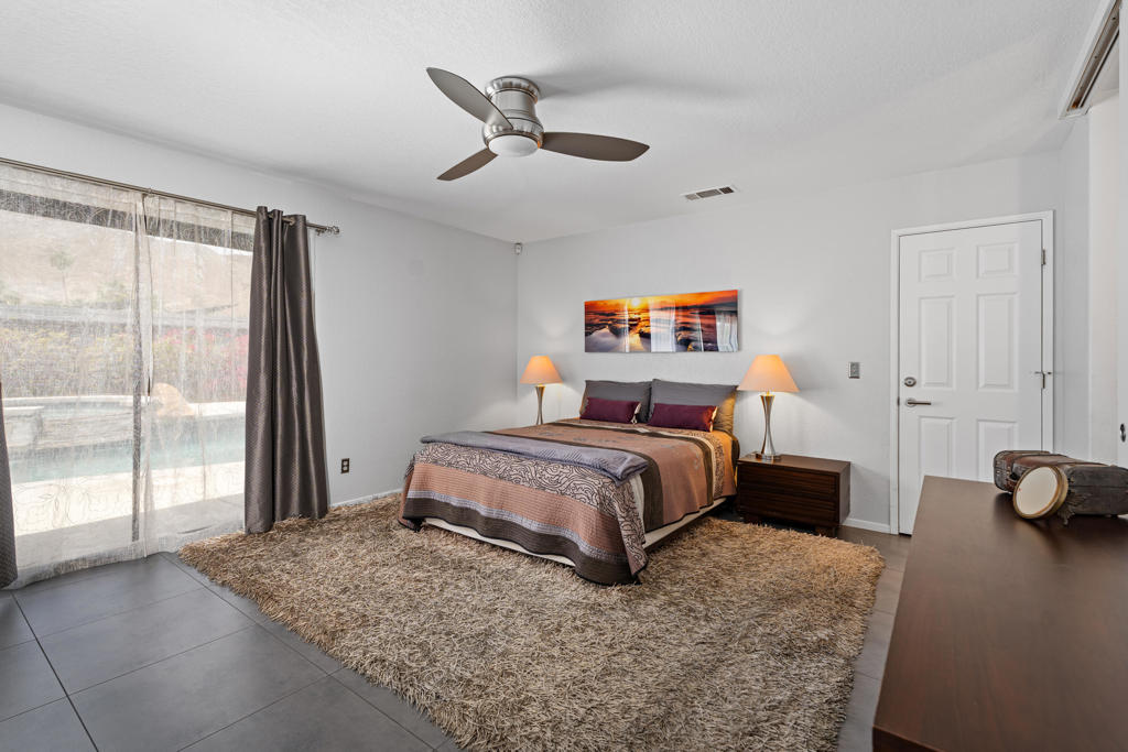 72596 Beavertail Street