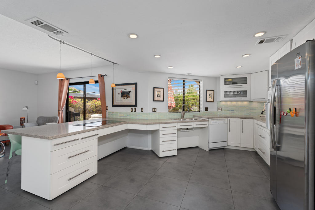 72596 Beavertail Street