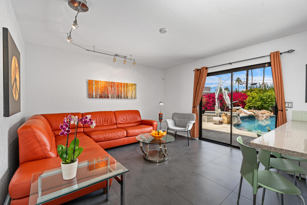 72596 Beavertail Street