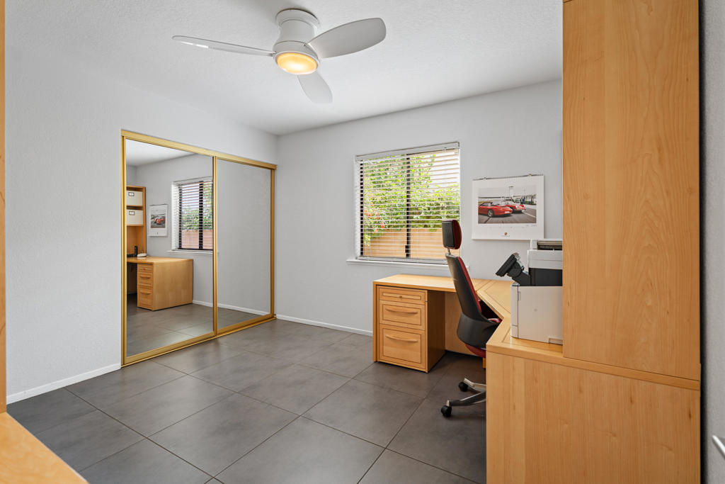 72596 Beavertail Street