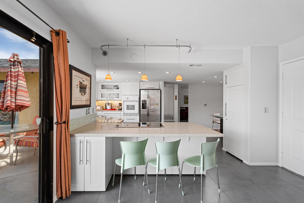 72596 Beavertail Street