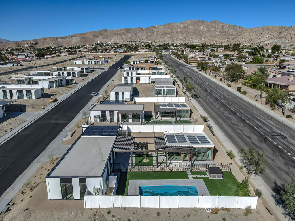 13852 Scenic Crest Circle